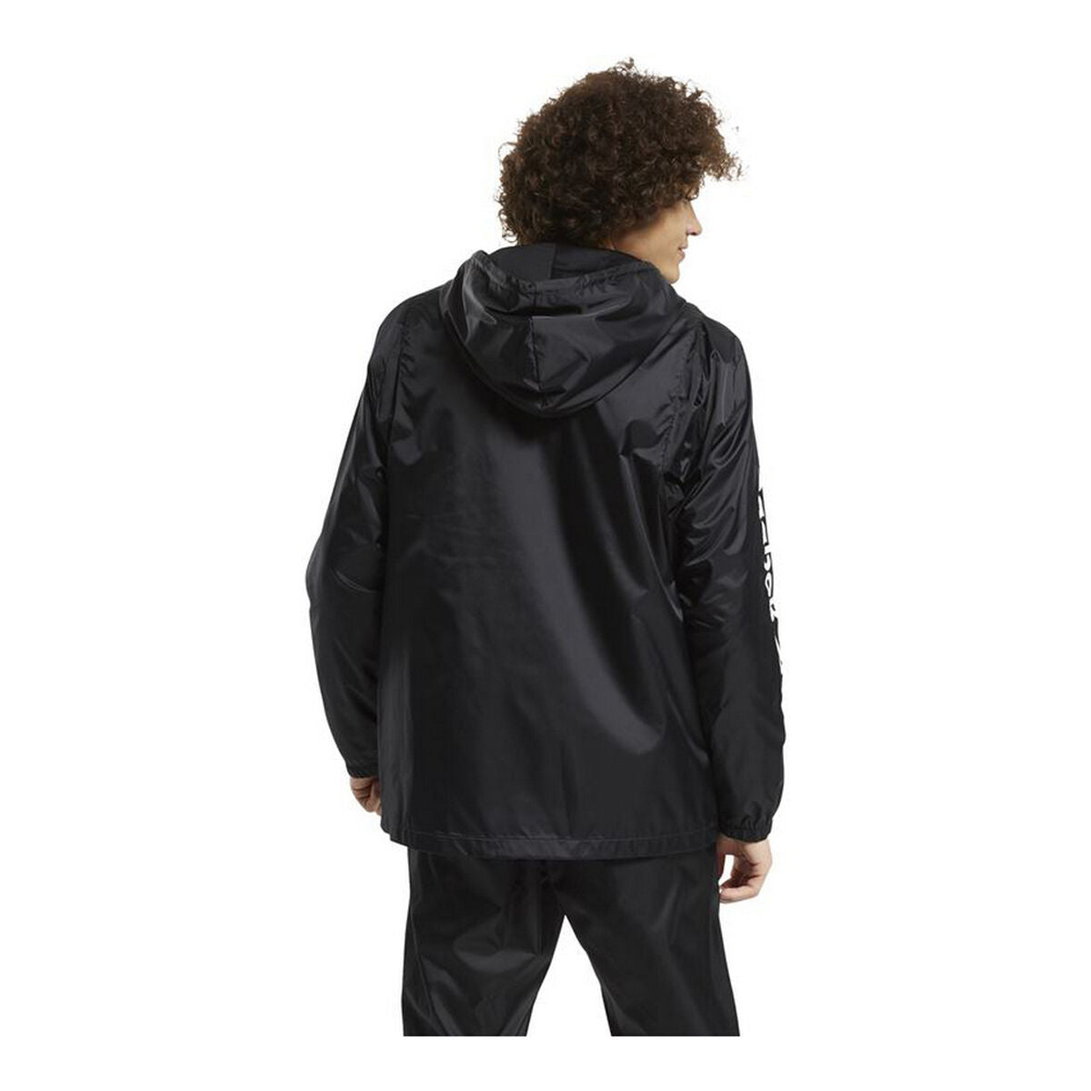 Reebok Classics Windcheater Jacke – Herren-Windjacke aus 100% recyceltem Polyester in Schwarz